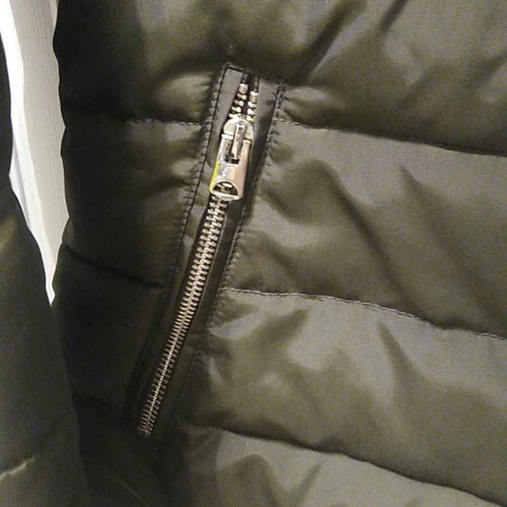 Winter jacket - Picture 3 of 6